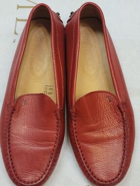 Red Tod's Leather Driving Loafers Sz 7.5